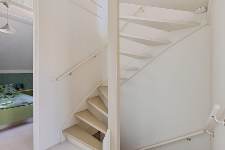 Photo 28 of Baronesse de Vos van Steenwijksingel 46