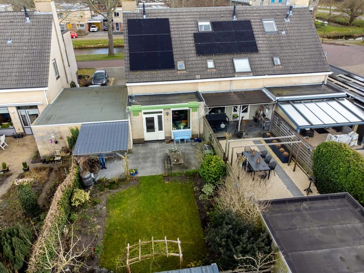 Photo 48 of Baronesse de Vos van Steenwijksingel 46