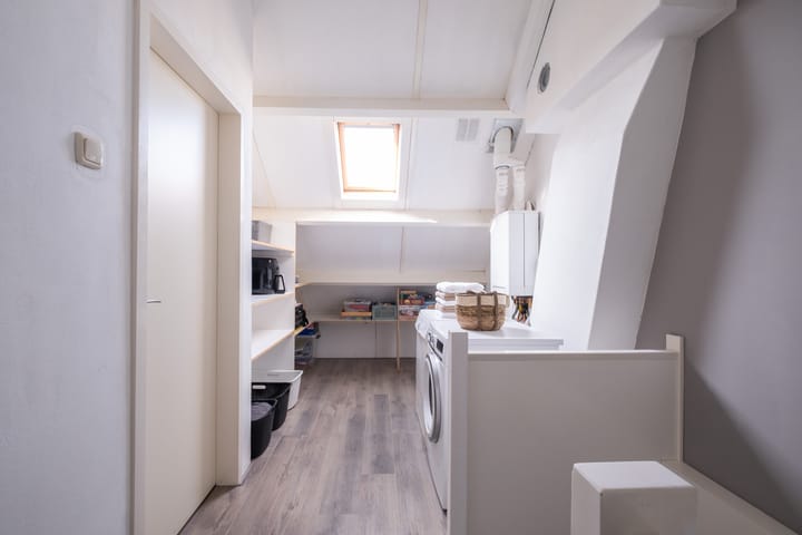 Photo 21 of van Duivenvoordestraat 39