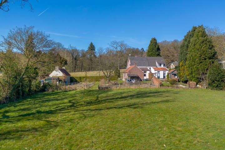 Foto 2 van Benedendorpsweg 204