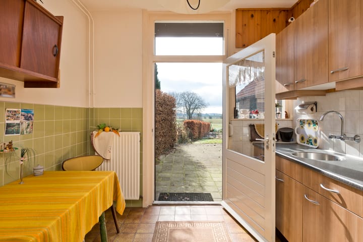 Foto 20 van Benedendorpsweg 204