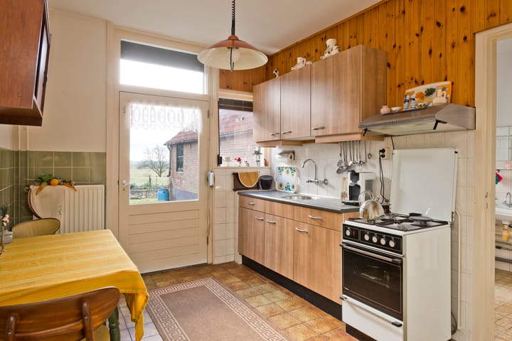 Foto 21 van Benedendorpsweg 204