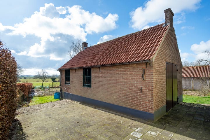 Foto 47 van Benedendorpsweg 204