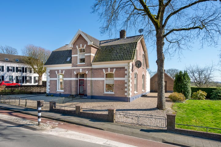 Foto 60 van Benedendorpsweg 204