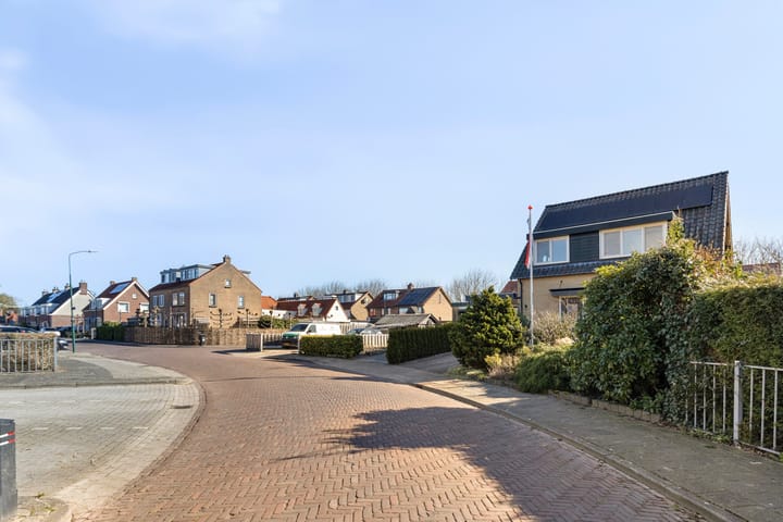 Foto 5 van De Ruyterstraat 2