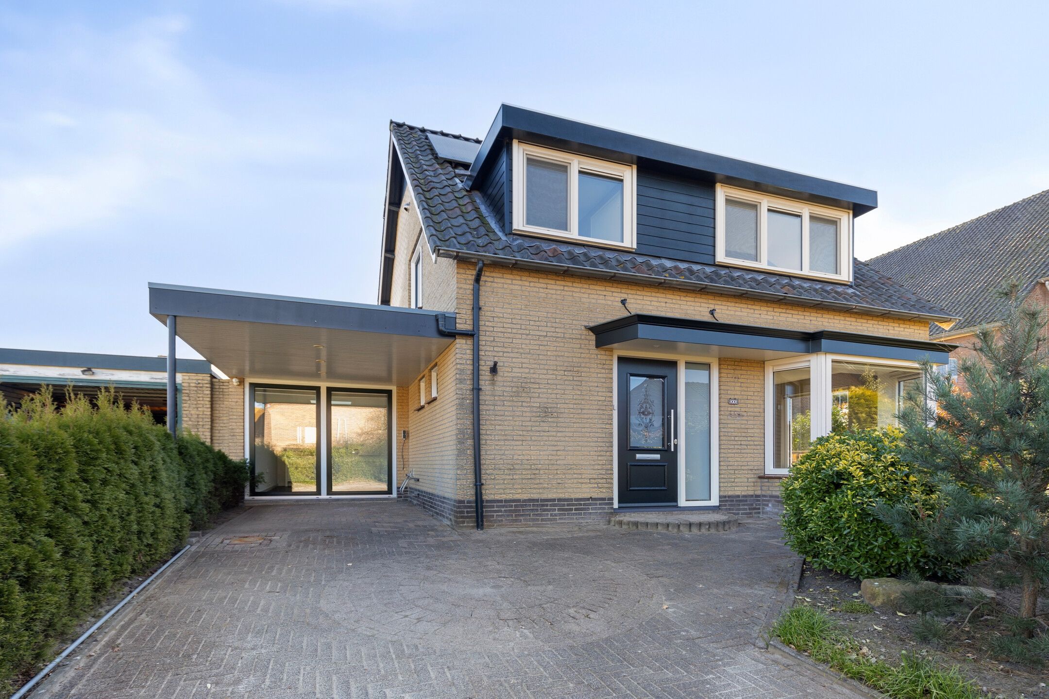 Foto 6 van De Ruyterstraat 2