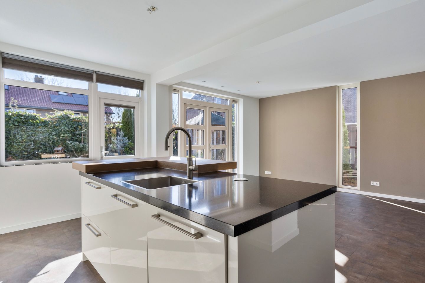 Foto 14 van De Ruyterstraat 2