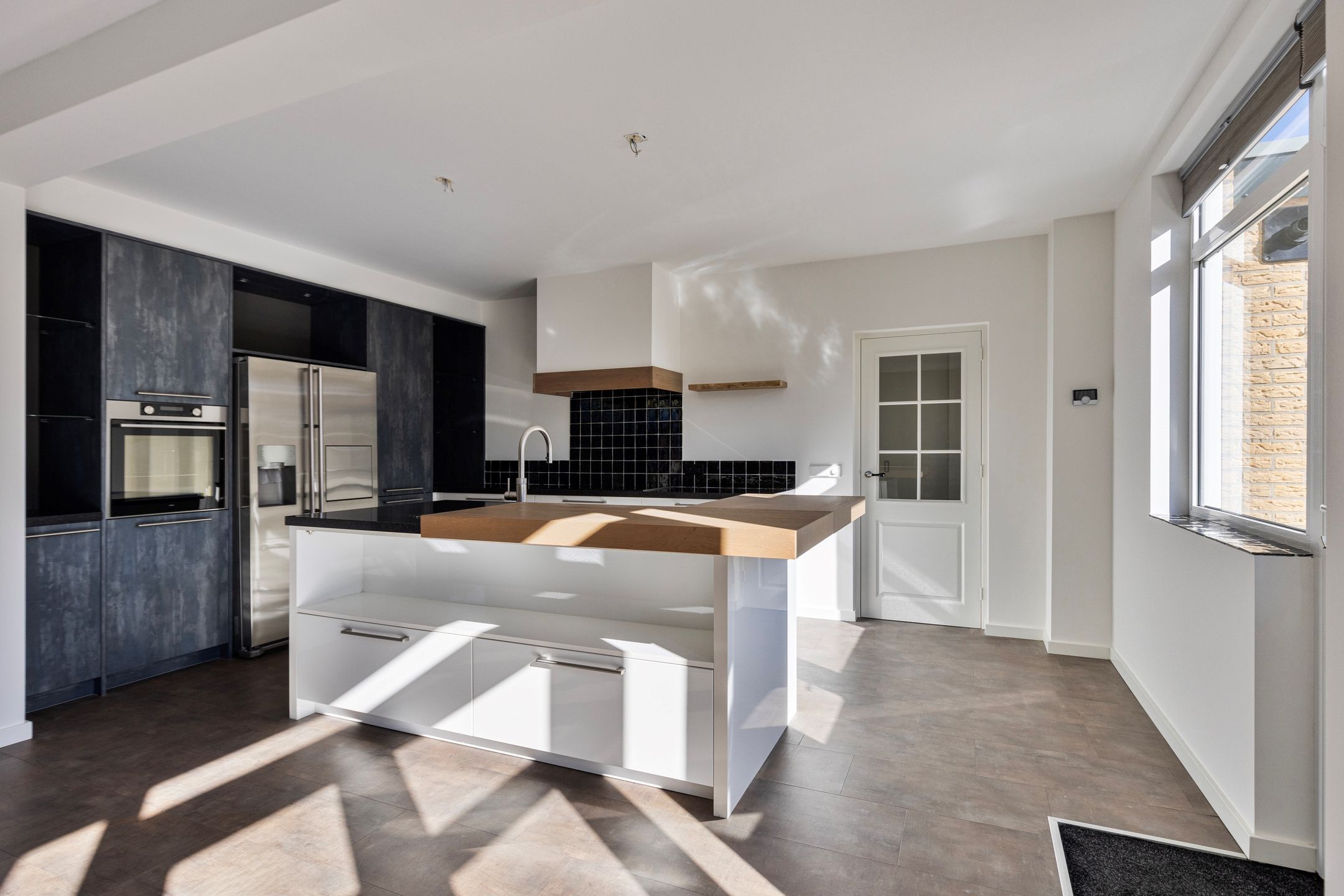 Foto 3 van De Ruyterstraat 2