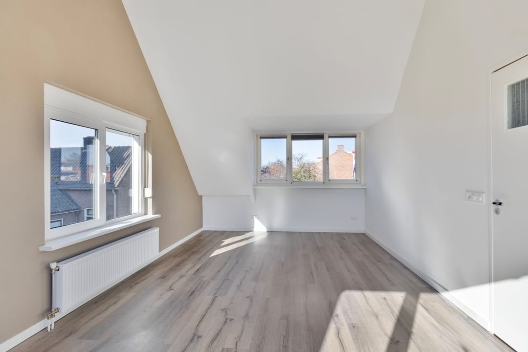 Foto 17 van De Ruyterstraat 2