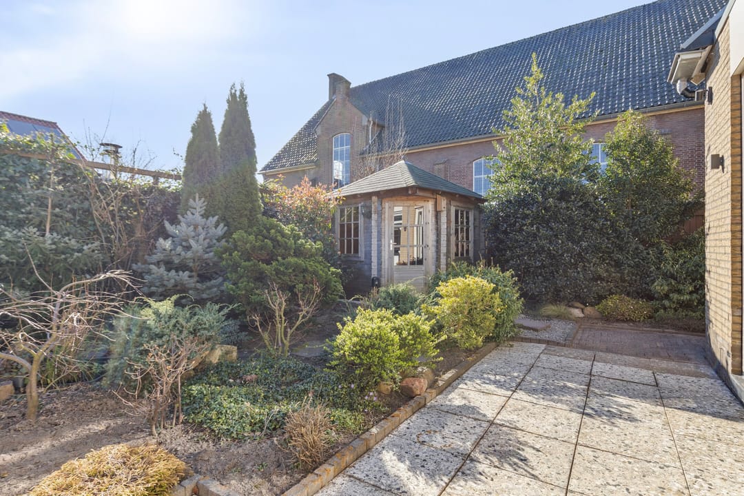 Foto 31 van De Ruyterstraat 2