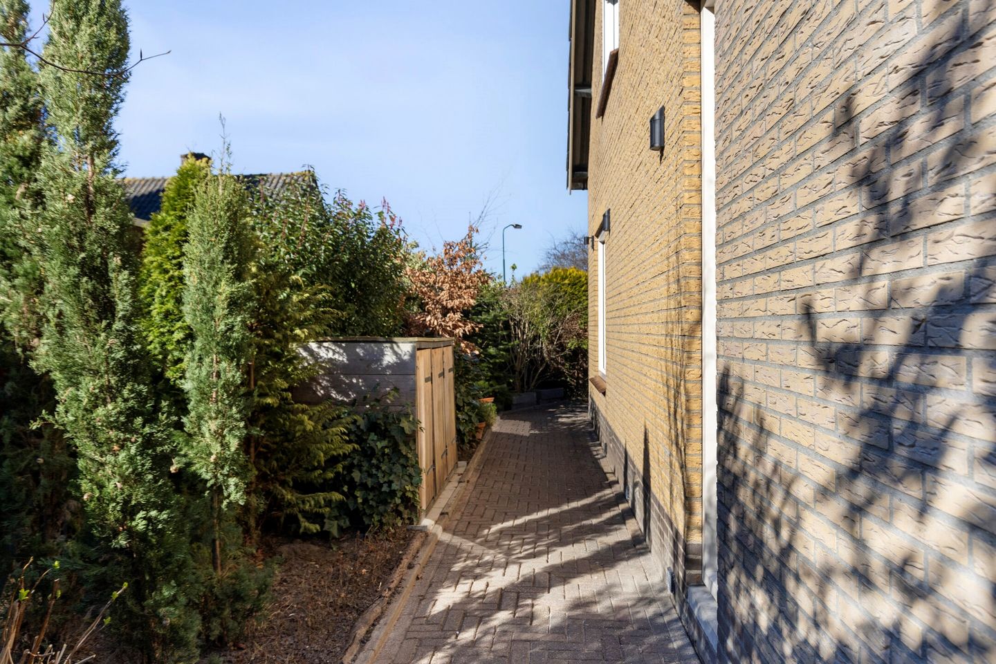 Foto 35 van De Ruyterstraat 2