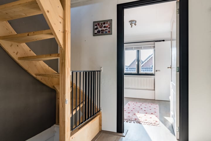 Photo 15 of Hoge Rijndijk 84