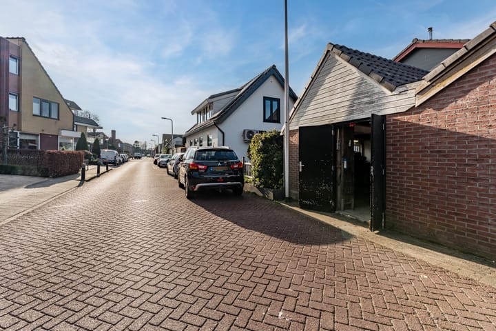 Photo 37 of Hoge Rijndijk 84