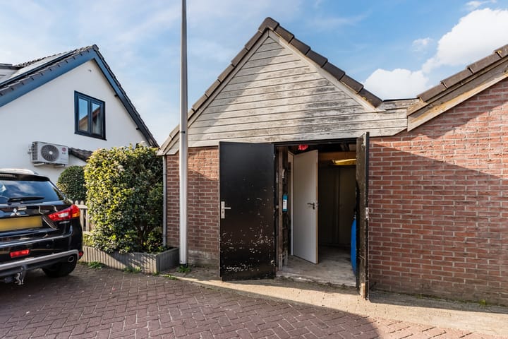 Photo 38 of Hoge Rijndijk 84