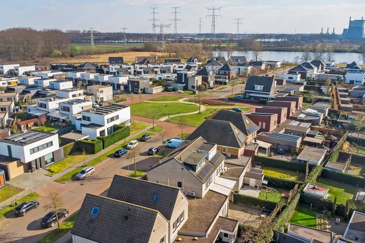 Foto 42 van Burgemeester Bongaartslaan 35