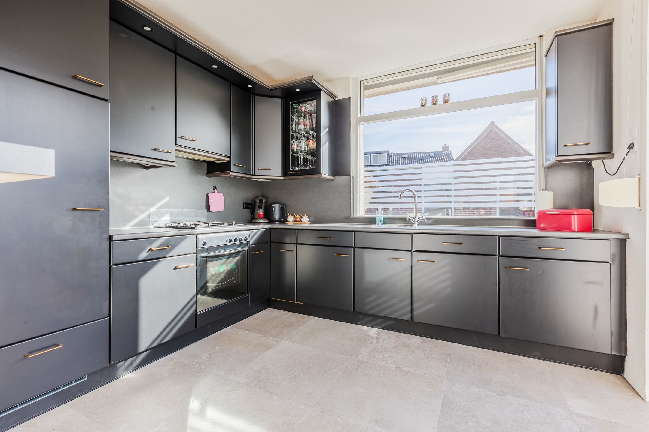 Foto 3 van Abdis van Thornstraat 63