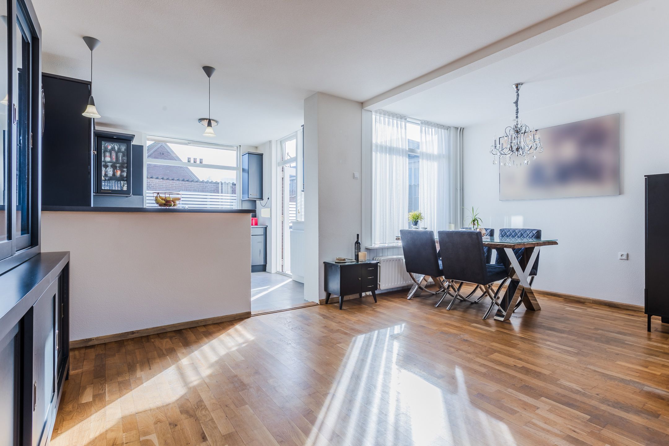 Foto 9 van Abdis van Thornstraat 63