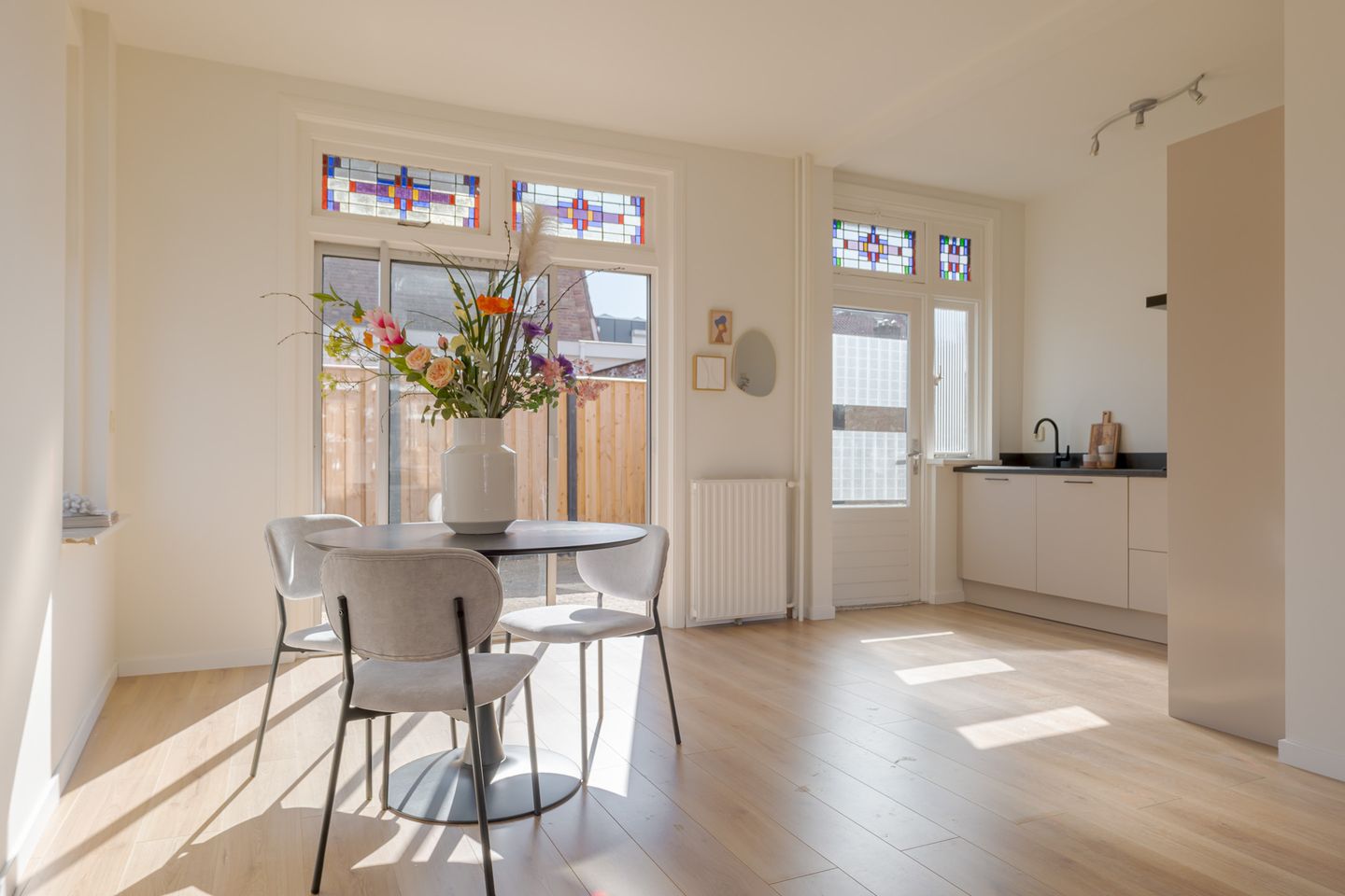 Foto 19 van Dahliastraat 1