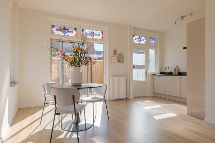 Foto 19 van Dahliastraat 1