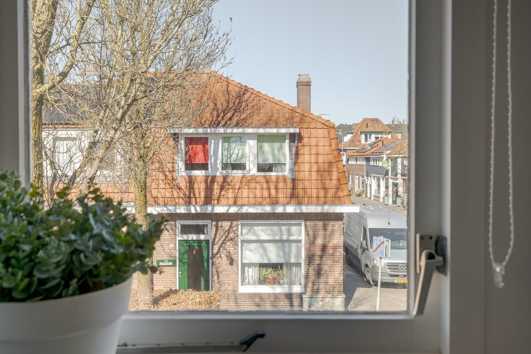 Foto 28 van Dahliastraat 1