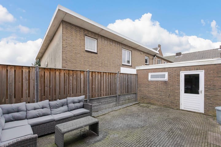 Foto 35 van van Goghstraat 7