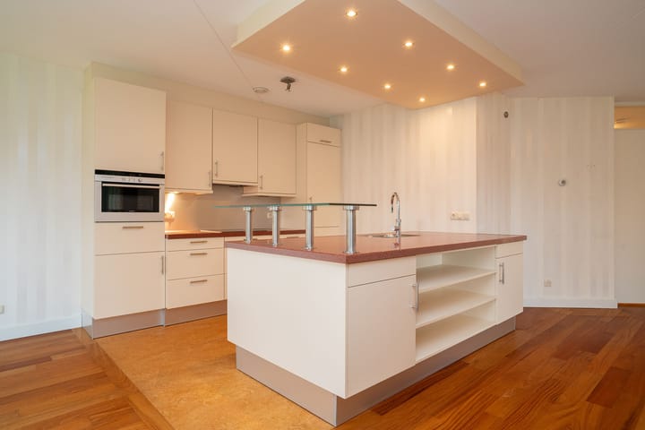 Foto 3 van Marthalaan 3-12