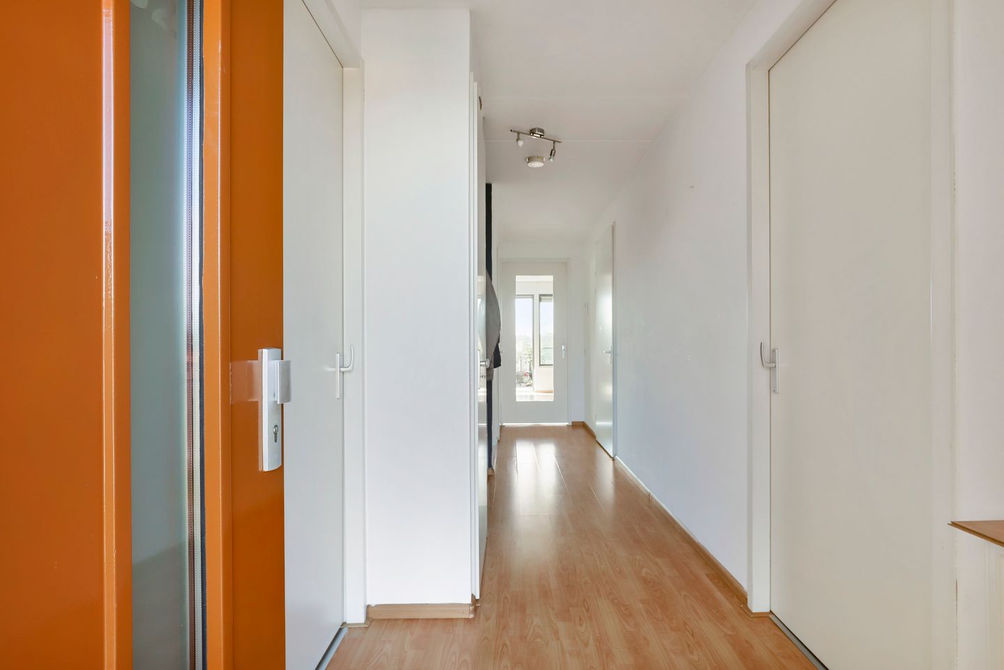 Foto 14 van Kruidenplein 32