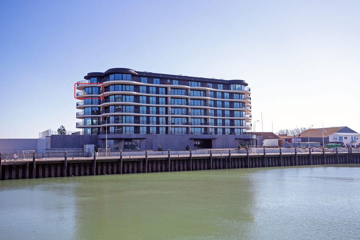 Photo 2 of Middenhavendam 14-503