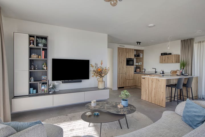 Photo 4 of Middenhavendam 14-503