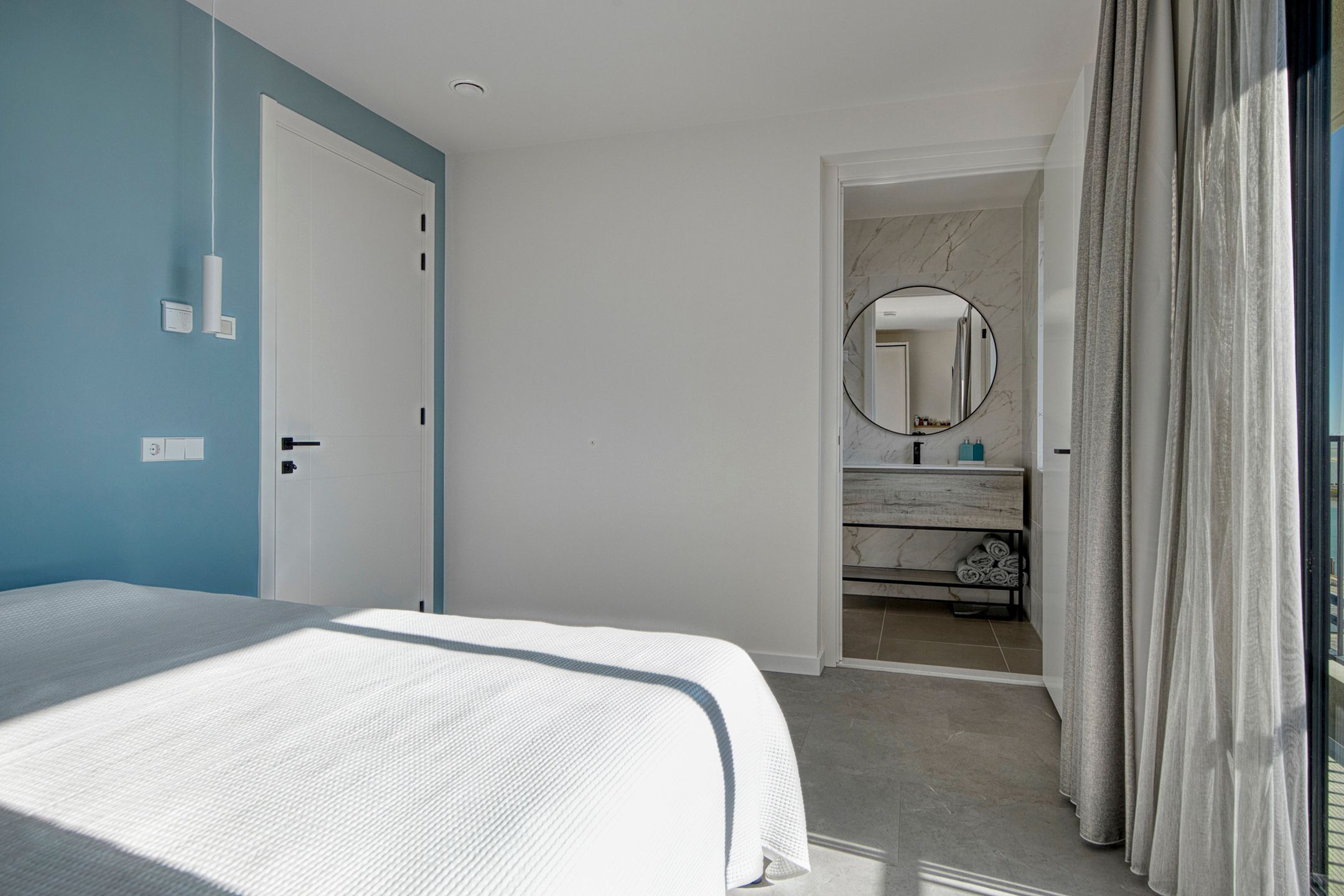 Foto 15 van Middenhavendam 14-503