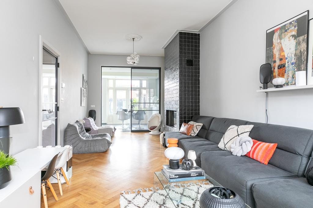 Foto 12 van van Duijvenvoordestraat 47