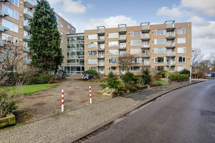 Foto 4 van Elisabeth Brugsmaweg 1-222