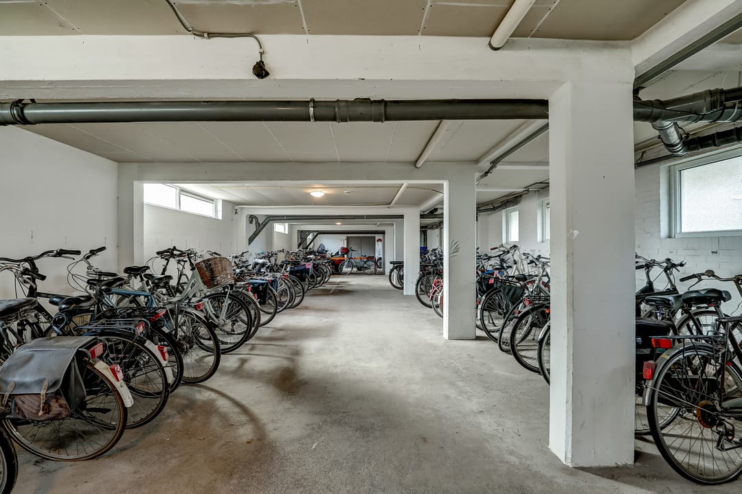 Foto 37 van Elisabeth Brugsmaweg 1-222