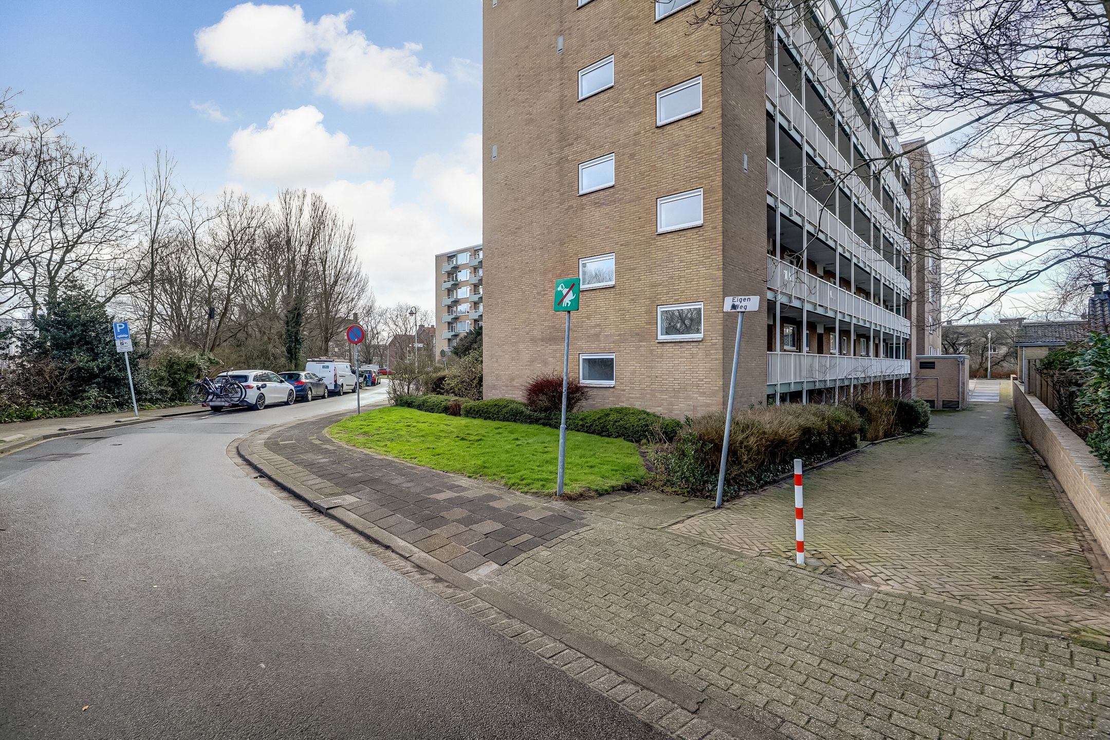 Foto 39 van Elisabeth Brugsmaweg 1-222