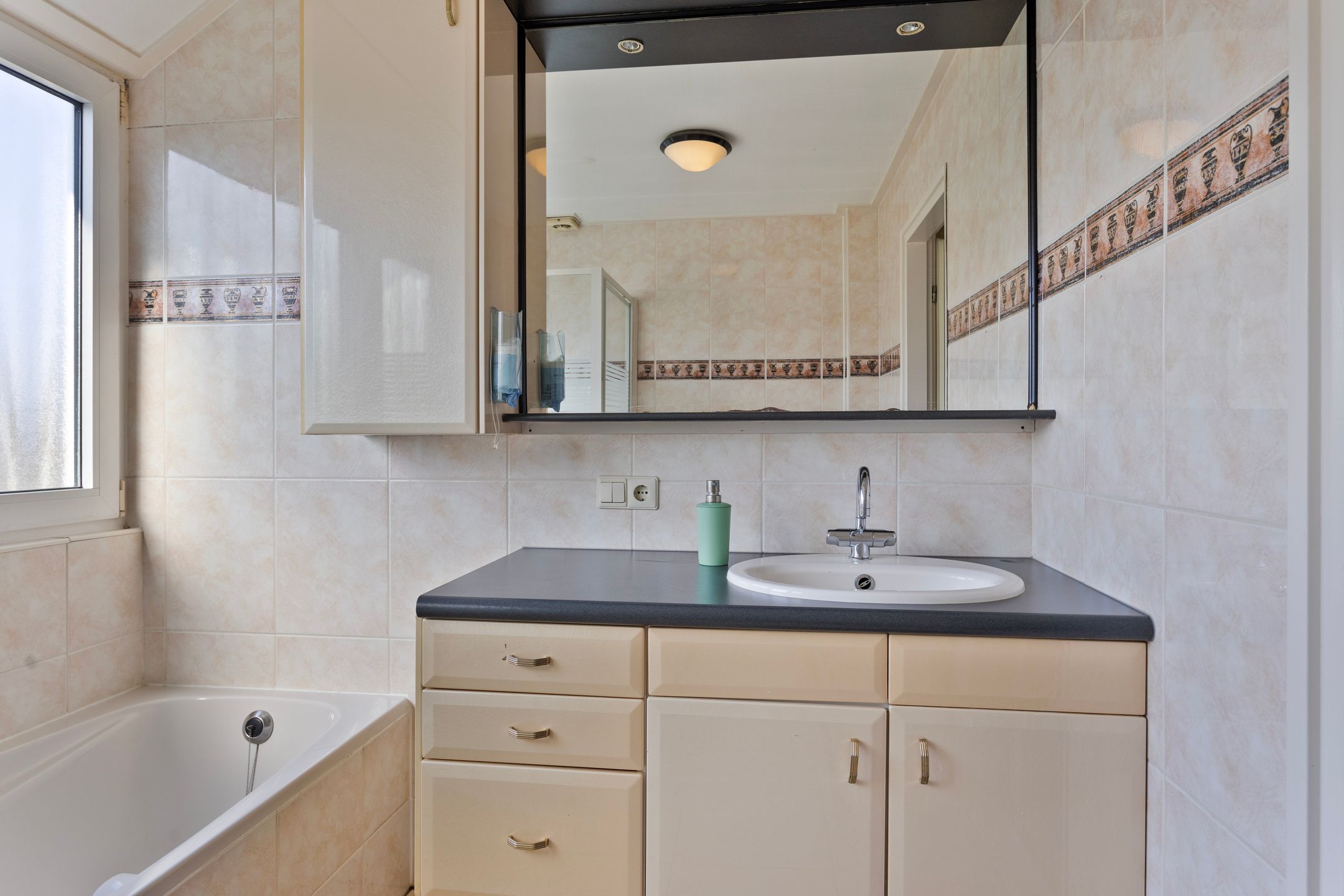 Photo 33 of Acacialaan 10