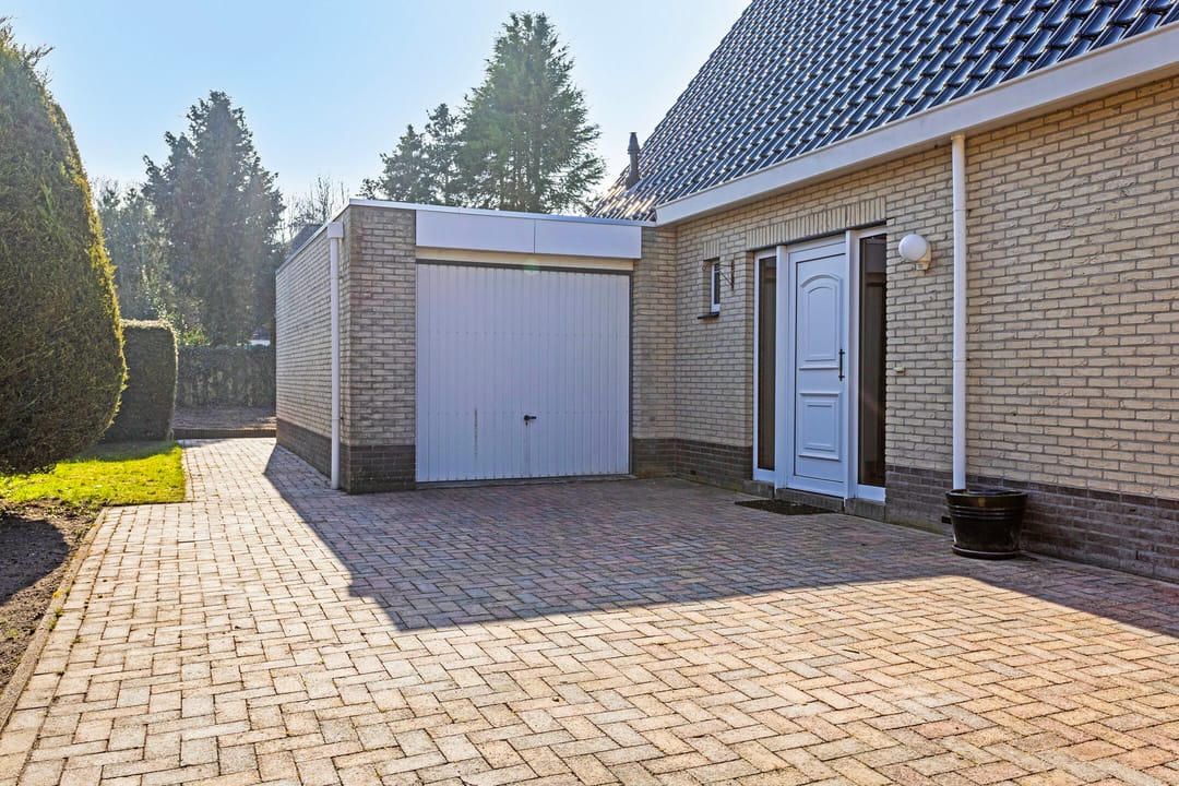 Photo 37 of Acacialaan 10