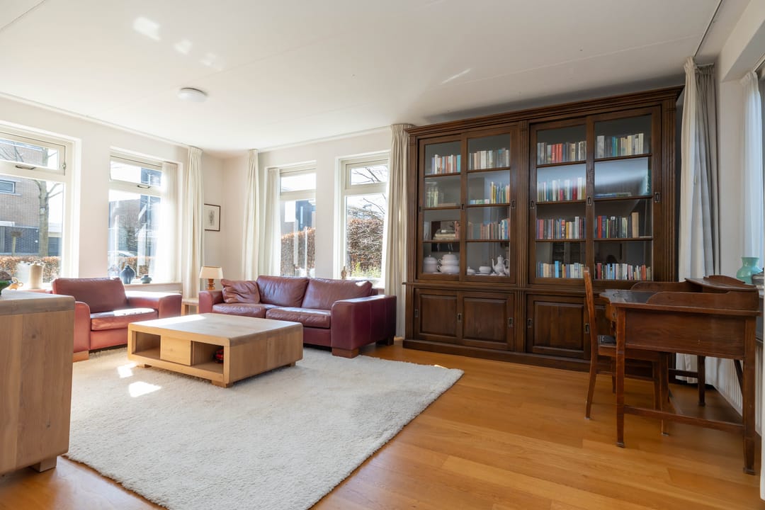 Photo 11 of Meerval 24