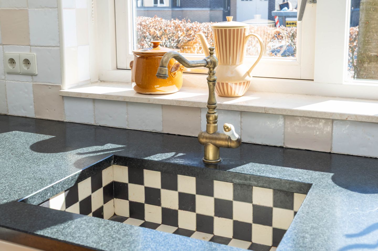 Photo 20 of Meerval 24