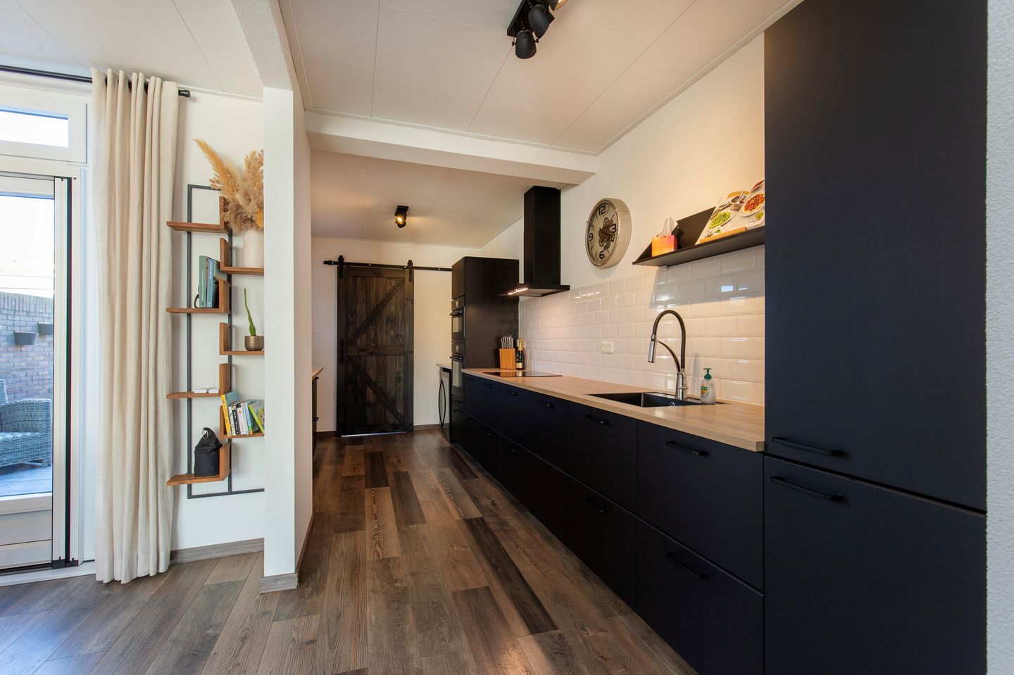 Foto 10 van Irisstraat 24