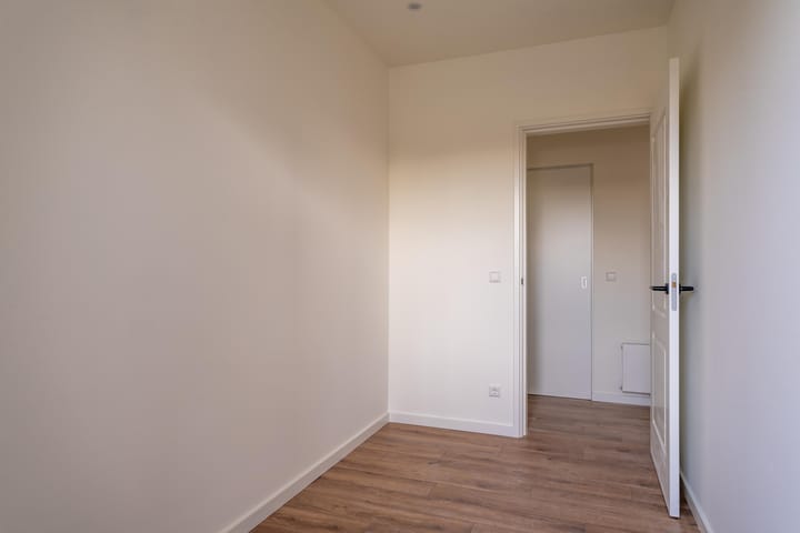 Photo 22 of Landstraat 71