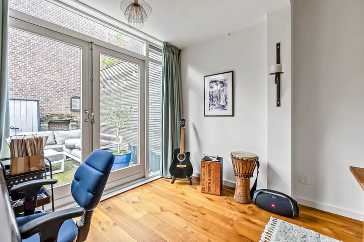 Foto 24 van Zonnebloemstraat 14