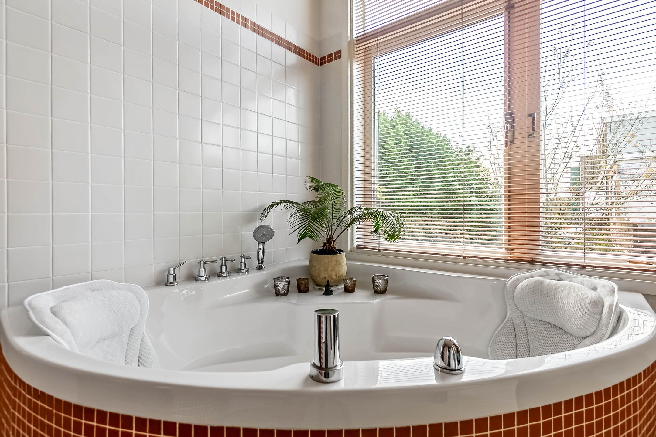 Foto 54 van Zonnebloemstraat 14