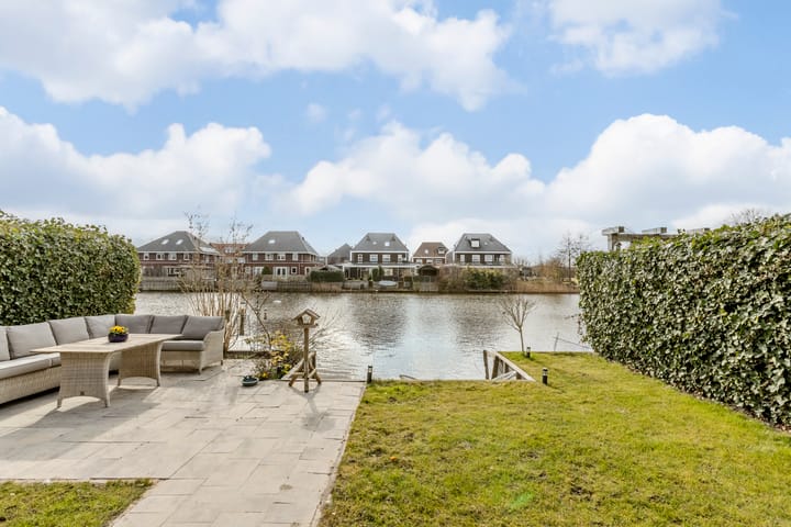 Foto 4 van Oeverzeggeweg 6