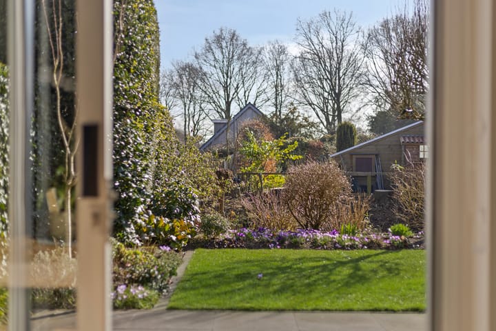 Foto 10 van Stal 243