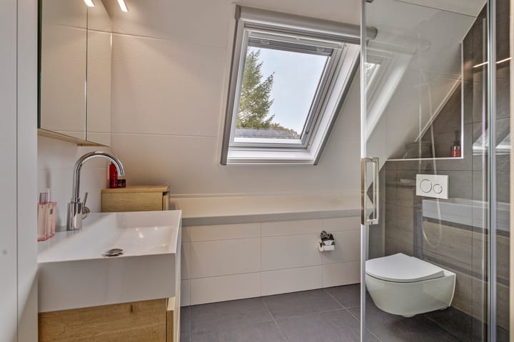 Foto 23 van Stal 243