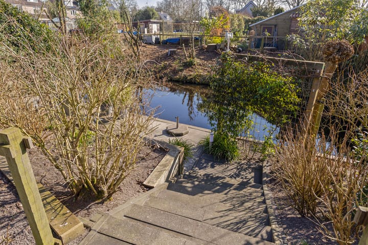 Foto 33 van Stal 243