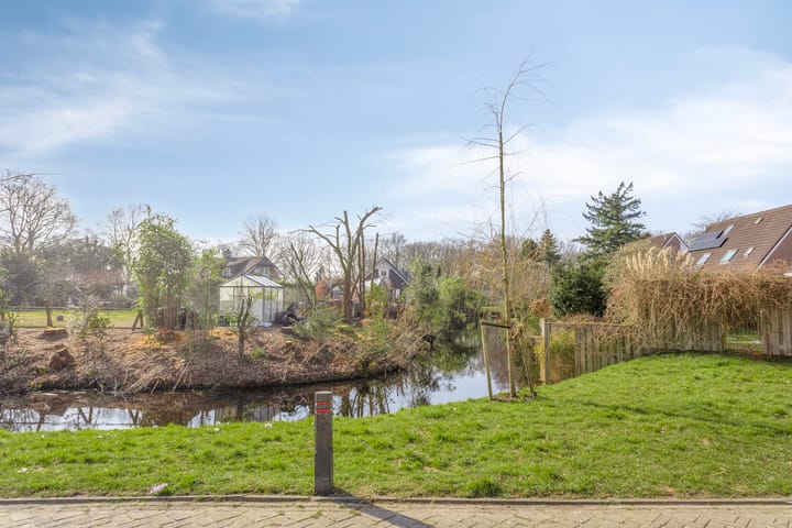 Foto 38 van Stal 243