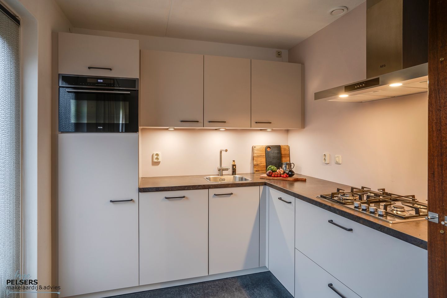 Foto 10 van Rijksweg 27-F