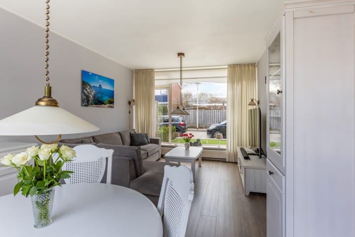 Photo 11 of Wulpstraat 15