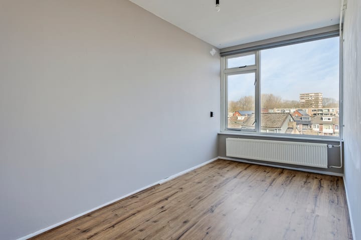 Foto 18 van Paulus Potterstraat 25-B